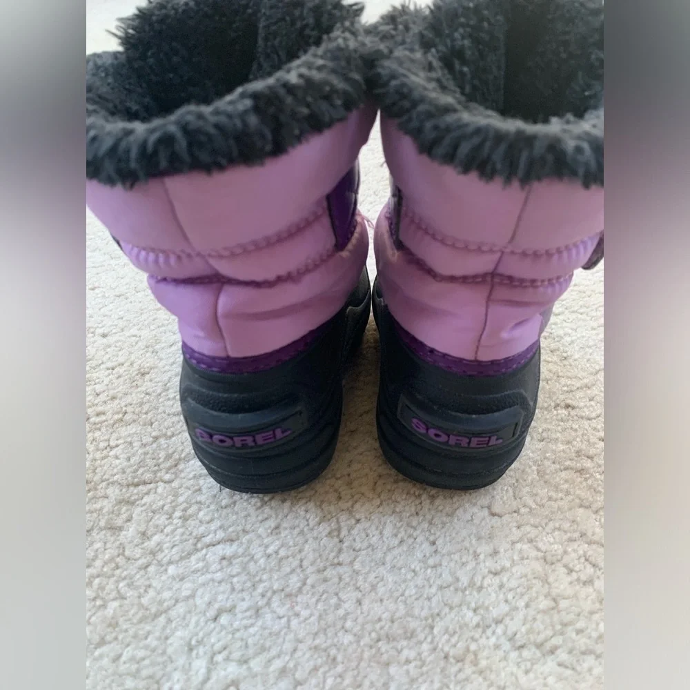 Sorel Toddler Size 6 Snow Commander Winter Boots in Purple